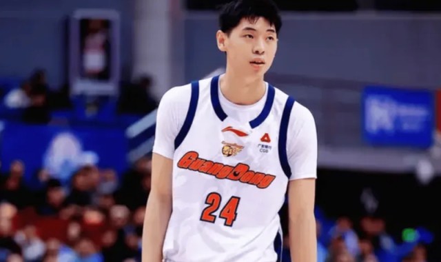 GA黄金甲登录入口-崔永熙出战16分钟，投篮3中1得到2分1篮板、5犯离场